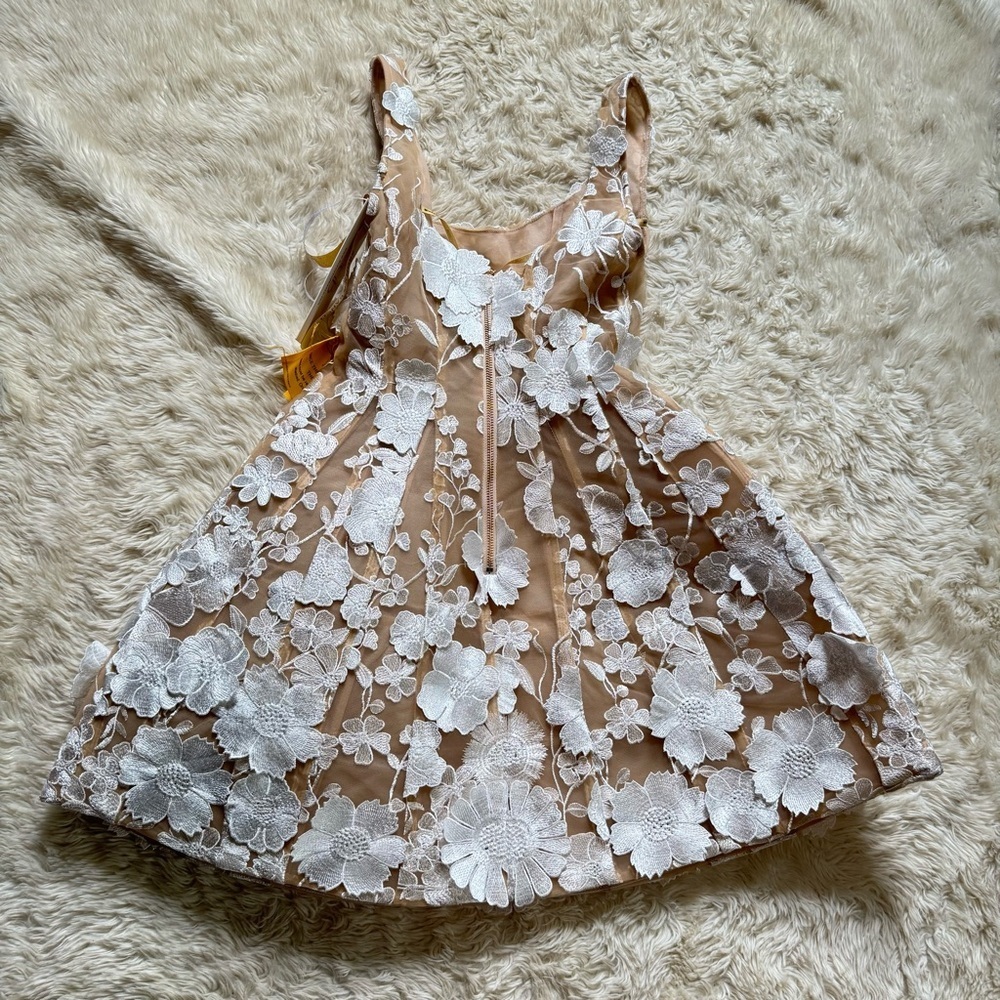 Bronx and Banco White Floral Appliqué Mini Dress - Picture 7 of 10
